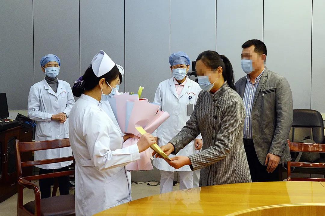 孙露露救人1.jpg